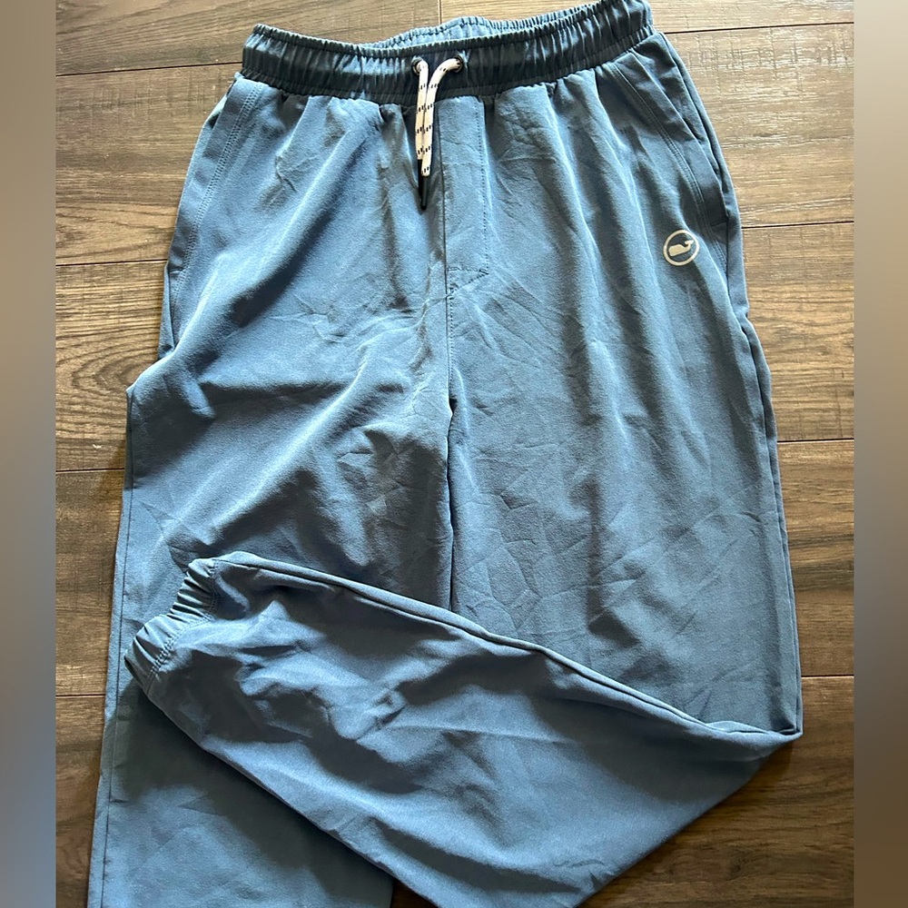 VINEYARD VINES Performance youth size XL blue lightweight pants
